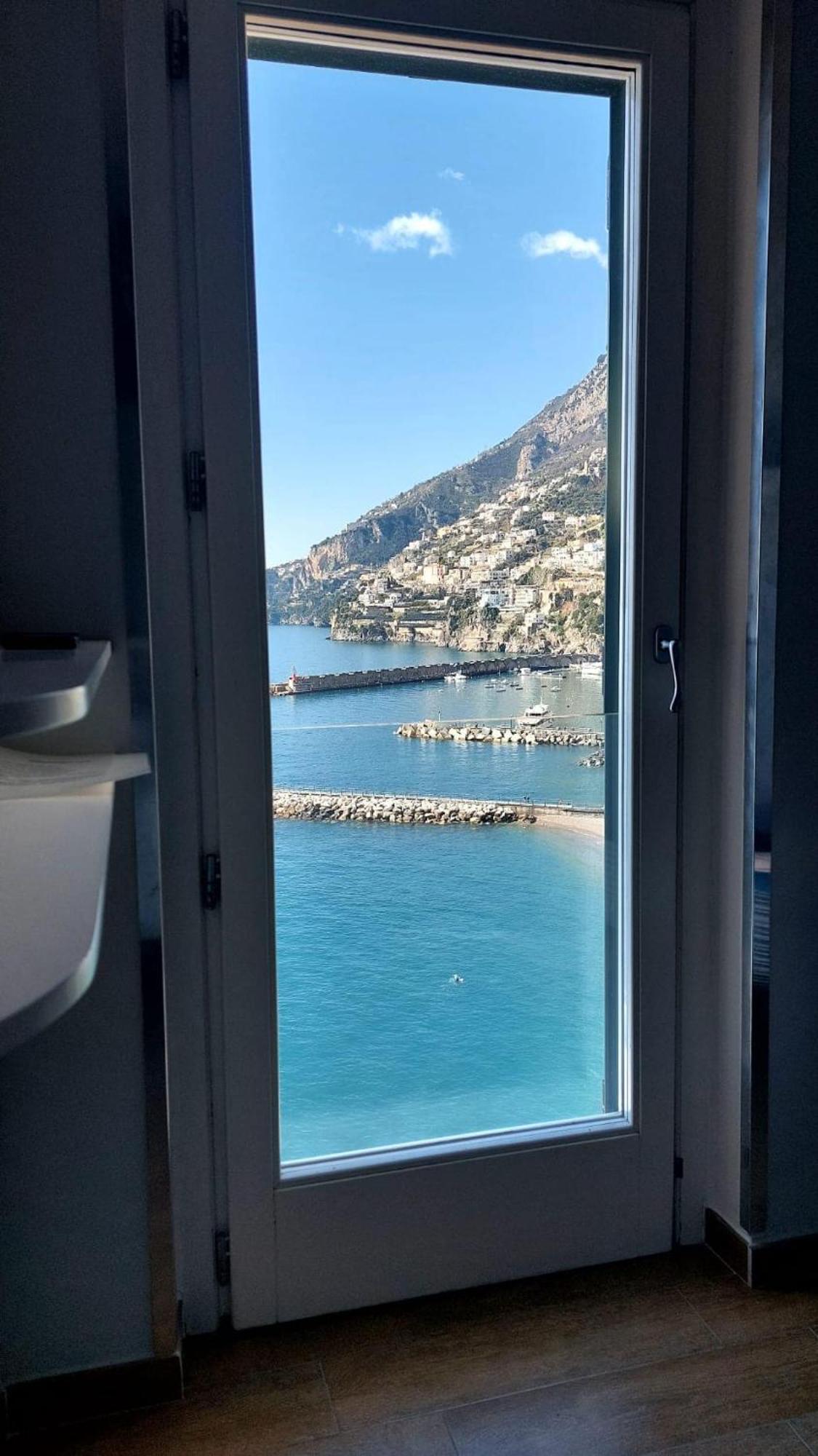 Appartamenti Amalfi Vista Mare Luaran gambar