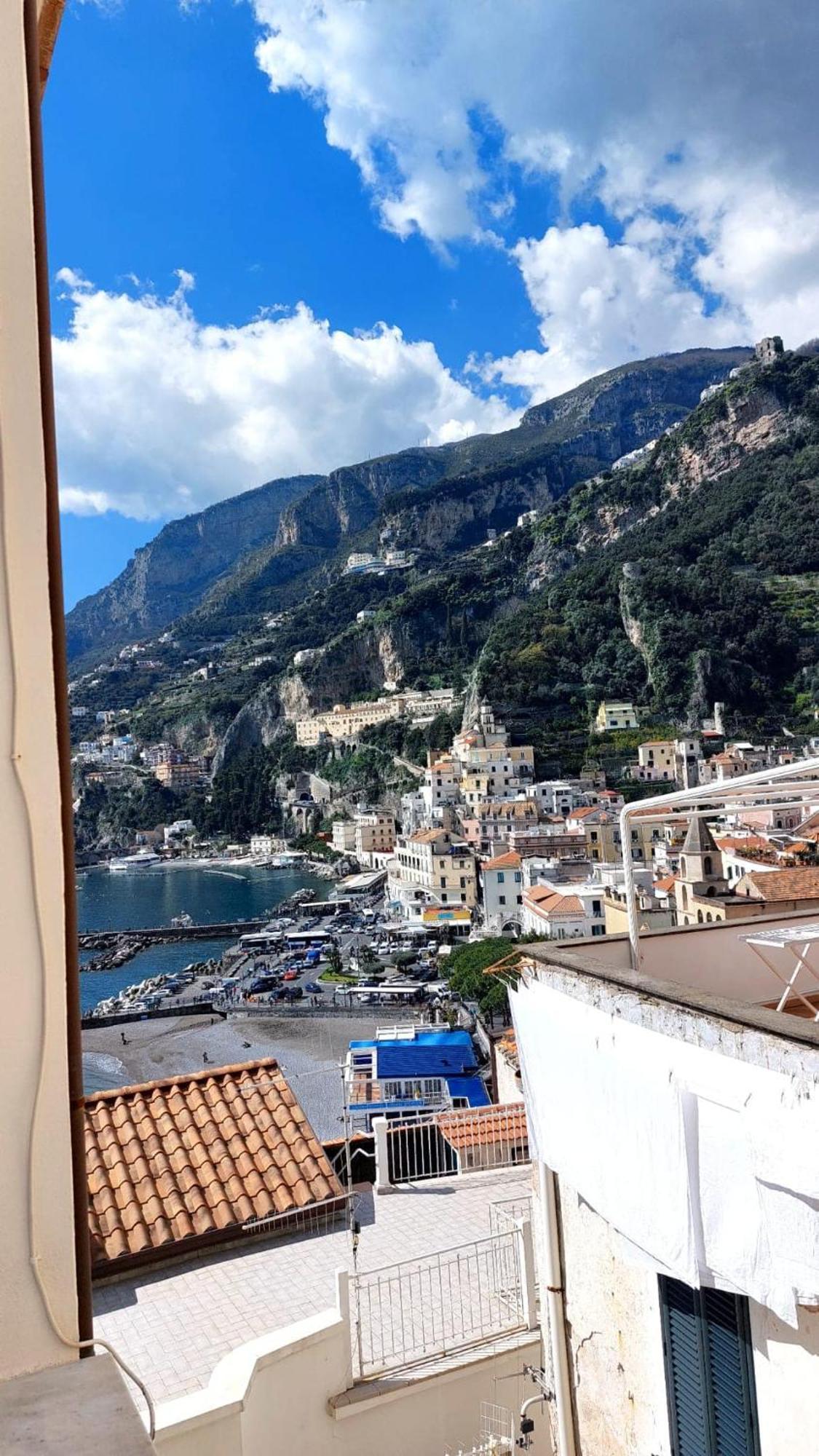 Appartamenti Amalfi Vista Mare Luaran gambar