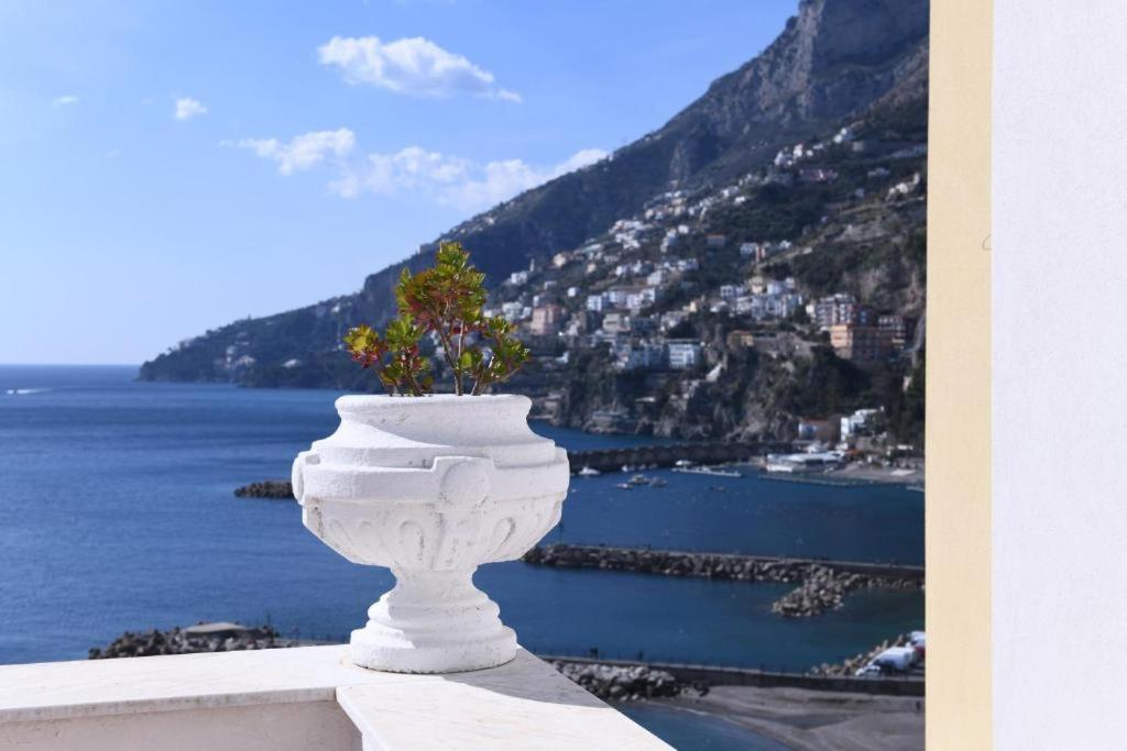 Appartamenti Amalfi Vista Mare Luaran gambar