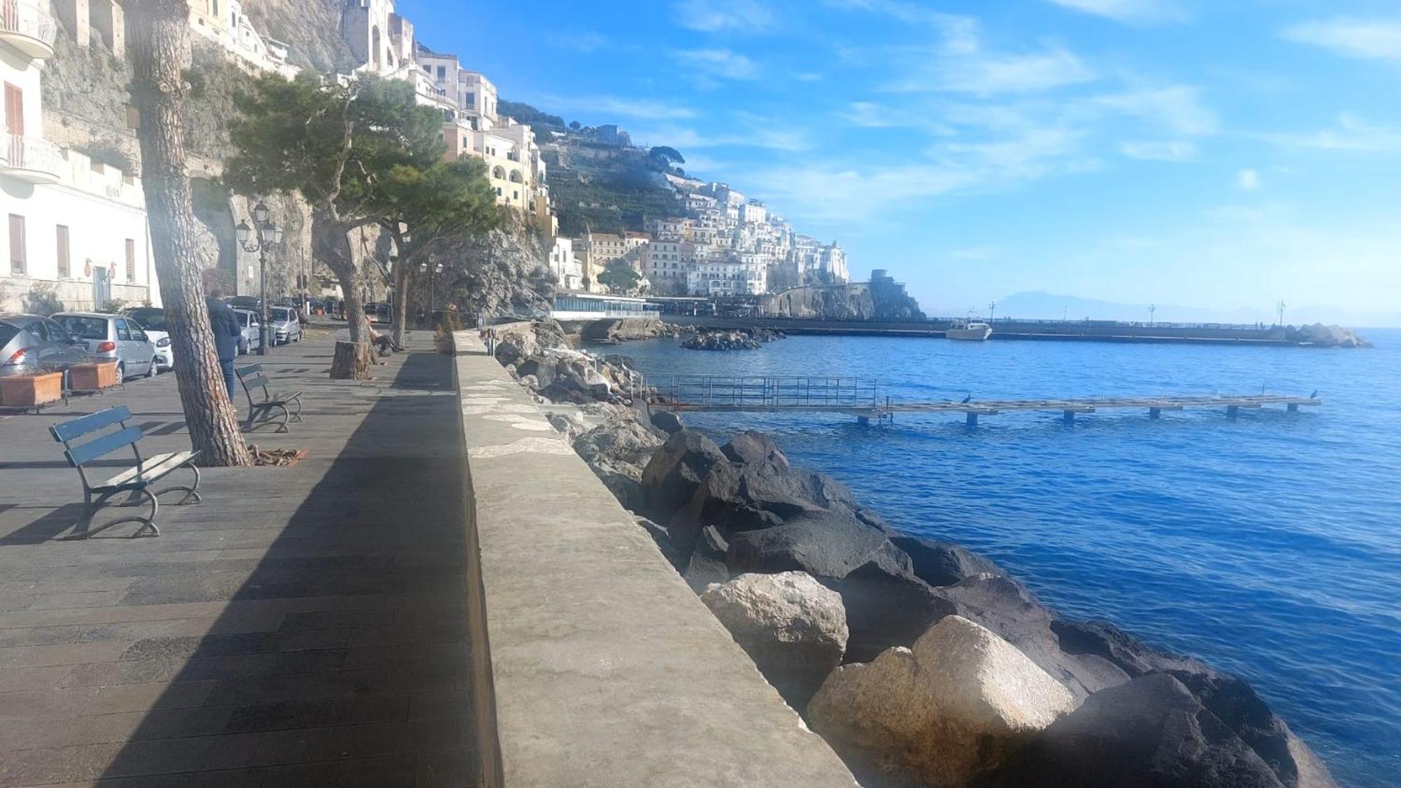 Appartamenti Amalfi Vista Mare Luaran gambar